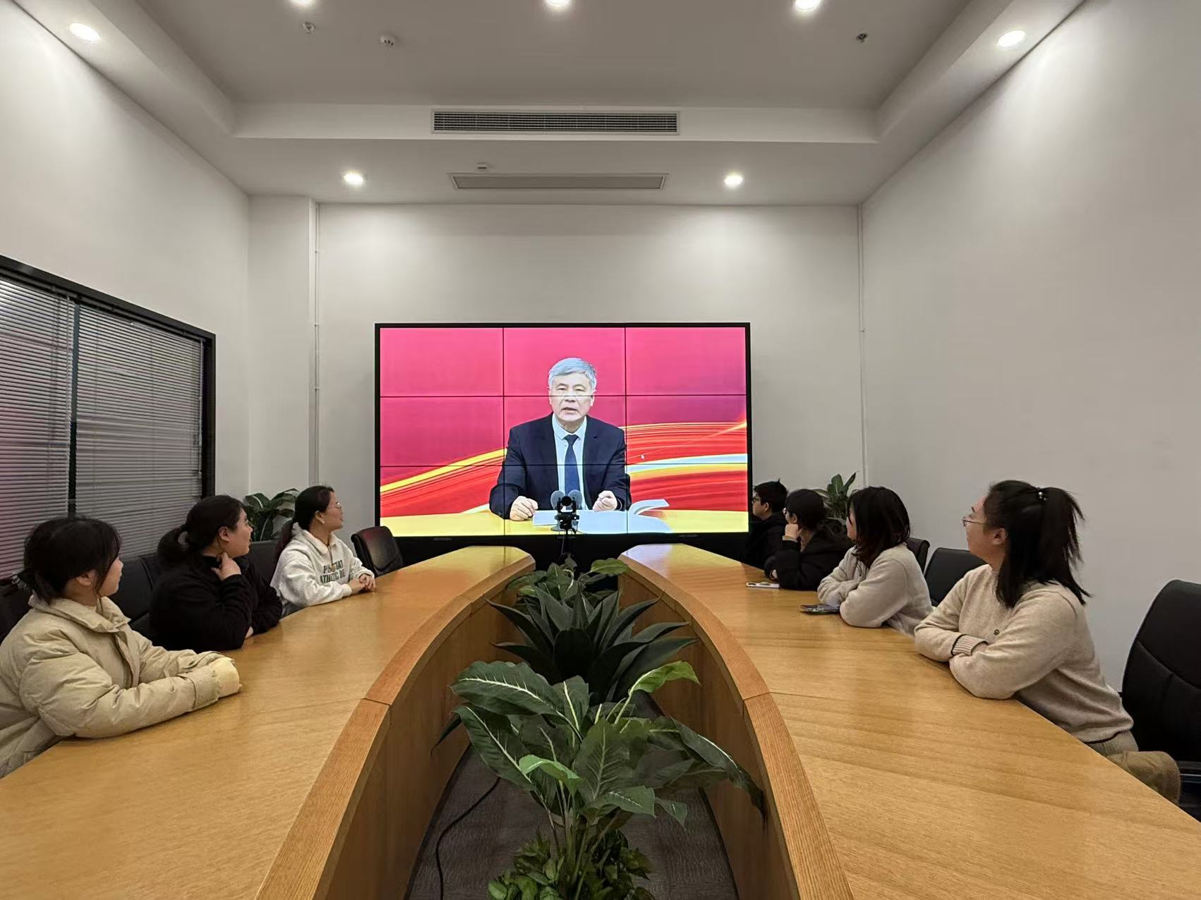彩名堂文创集团行政党支部开展“深入学习贯彻党的二十届三中全会精神”主题党日活动