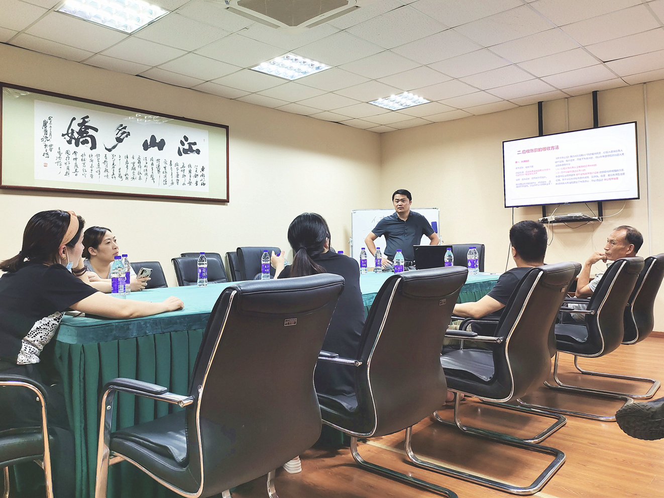 彩名堂市场开展法律讲座