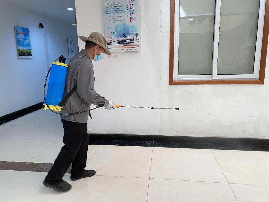 钱江商城做好日常消杀，，，，，，，筑牢安全屏障