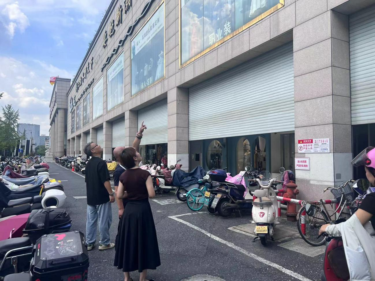 闻“风”而动，，，，，，严阵以待钱江商城做好台风防御工作